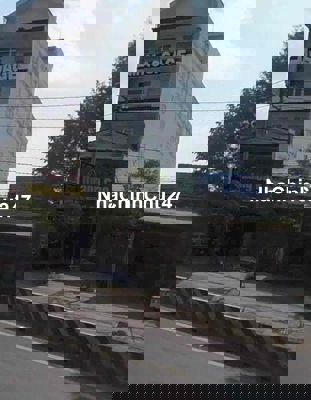 chính chủ cần bán căn nhà cũ Mặt tiền Quốc lộ 51