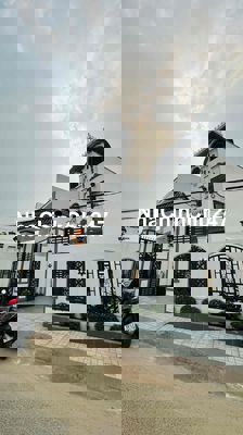 Nhà chính chủ! có sân vườn.sổ hồng riêng, mt đường