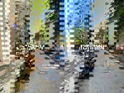 CHỦ HẠ 400TR, GIÁ : 4 TỶ 900 NHÀ MỚI 4 TẦNG ( 56m2 ) P.TÂN TẠO