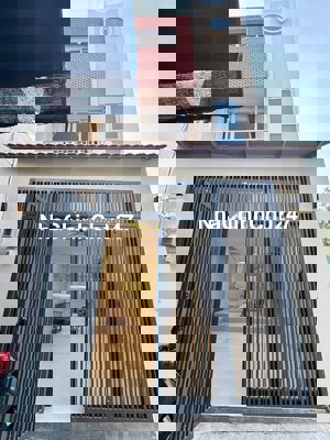 Nhà 3 Tầng mới tinh chính chủ thiết kế. Ngang 5m nội thất đầy đủ