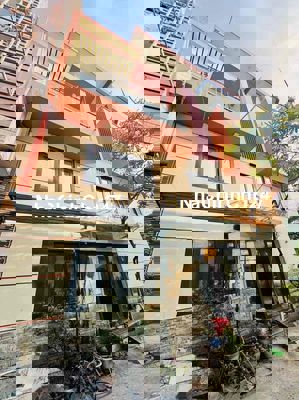 BÁN NHÀ CHÍNH CHỦ ĐƯỜNG TÂN SƠN NHÌ 4 tầng GIÁ 8,3 tỷ quận tân phú