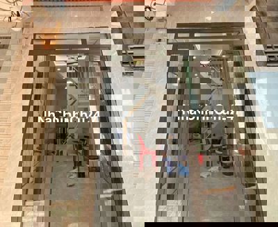 Chính chủ bán nhà 1/đg Nguyễn Văn Quá,1trệt 1Lầu,2PN_WC,cc đồng sỡ hữu