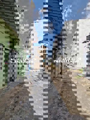 CHỦ NGỘP BÁN ĐẤT TẶNG DÃY TRỌ 10 PHÒNG -  XE TẢI ĐẬU CỬA -LINH TÂY