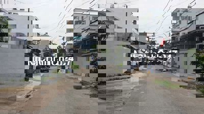 Chính chủ bán đất 5x20, full thổ cư, mặt tiền nhựa XTT27 cách PVH 100m