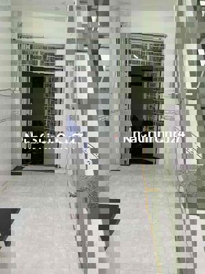 CHÍNH CHỦ CẦN BÁN NHÀ MẶT TIỀN  NGUYỄN LÂM 2 TẦNG 2,5Tỉ CÓ T.L