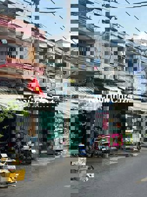 MẶT TIỀN BA ĐÌNH tiện xây mới 30M2 ĐẤT 5ty6 thương lượng ngay chủ