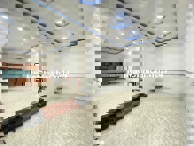 CHỦ NGỘP BÁN NHÀ 3 THẾ HỆ Ở VÔ TƯ 100m2 XE HƠI ĐỖ CỬA MT 13m CHỈ 4.9TỶ