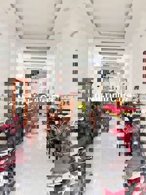 CHÍNH CHỦ CẦN BÁN NHÀ CAO XUÂN DỤC Q8