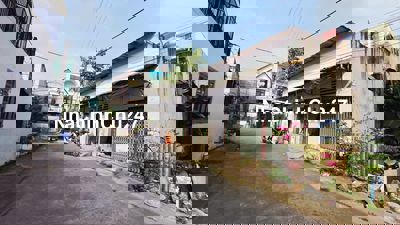 CHÍNH CHỦ CẦN BÁN LÔ GÓC 4 PHÒNG TRỌ. Ở NG CÔNG HOAN. DT 67M. HẺM 6M