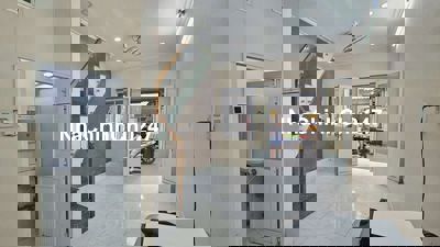 CHÍ CHỦ NHÀ NGUYÊN CĂN GẦN PHAN XÍCH LONG 2PN 1WC FULL NT-35M2