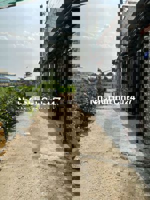 Nhà mới chính chủ cần bán gấp 1ty350