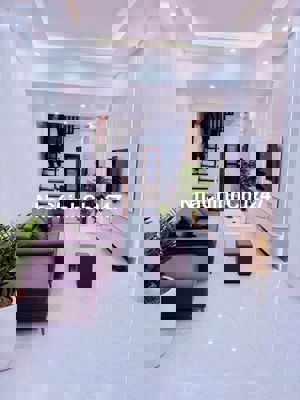 NGỌC THỤY CHỦ HẠ CHÀO 600 TRIỆU – GIÁ HƠN 9 TỶ – BÁN GẤP.