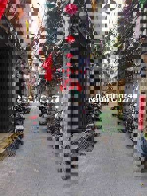 NHÀ CHÍNH CHỦ CẦN BÁN GẤP GẦN SÂN BAY