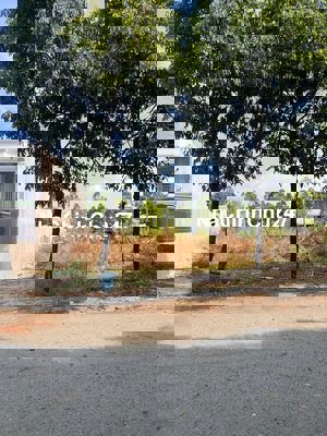 TÔI CHÍNH CHỦ CẦN BÁN LÔ 5B2 ĐƯỜNG N7 KHU ĐÔ THỊ MỸ PHƯỚC 4,TP.HCM