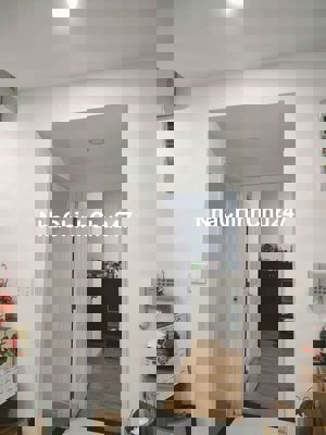 Chính chủ cần bán căn hộ 2pn Richstar 2 tầng 9 vào ở ngay