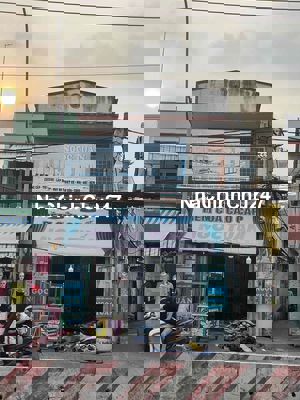 Chính chủ bán nhà mặt tiền Đường Huỳnh Tấn Phát