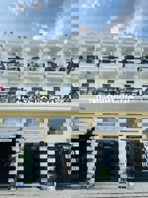 Nhà Chính Chủ Ngã Tư Ga Siêu đẹp.