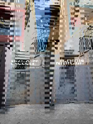 Chính chủ cần bán đất tặng nhà