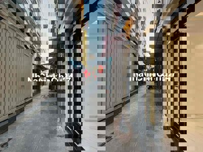 Mình Chính Chủ Bán Nhà , Nguyễn Đình Chiểu Q3 .