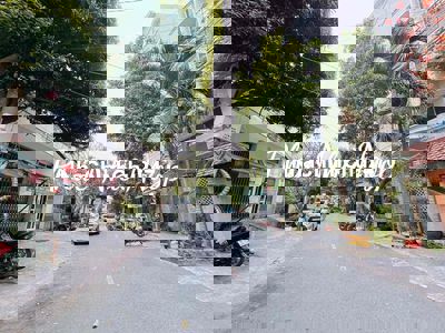 CHÍNH CHỦ CẦN BÁN GẤP NHÀ CẤP 4 HẺM XE TẢI PHƯỜNG TÂN QUY NHỈNH 15 TOI