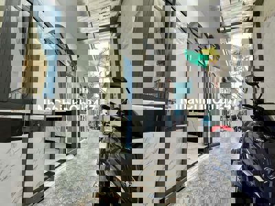 Chính chủ bán nhà 1T1L nhà đẹp mua về chỉ việc vào ở ngay chợ Bà Điểm