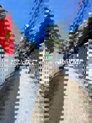 Chủ kẹt tiền gửi bán gấp căn nhà C4 SHR 136m2 830 triệu thương lượng