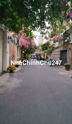 chính chủ cần gấp HXH đổ cửa sát mặt tiền khu thời trang Lê Văn Sỹ Q3