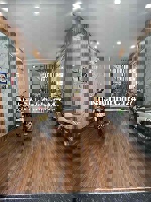 chủ gửi bán gấp nhà Phú Thọ Hoà 43m hẻm 6m thông 3pn