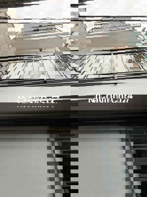 chính chủ cần bán gấp nhà 26/10 Đường Võ Thị Nhờ (hẻm 487 HTấn Phát Q7