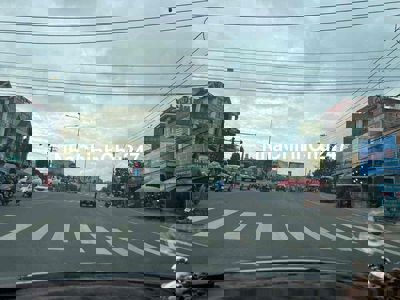 chủ kẹt cần bán nhanh nhà 200m2 mặt tiền tỉnh