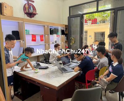 chính chủ cần bán nhà 4 tầng Vũ Tông Phan-Kinh Doanh tốt