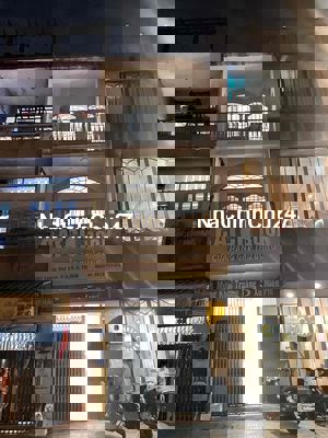 Chính chủ bán nhà mặt tiền 207 Lương Nhữ Học, P11, Q5