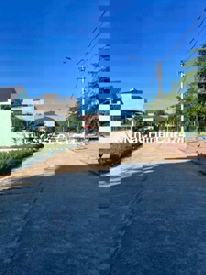 Đất chính chủ 10x19m, mặt tiền đường 16m, full thổ cư, 9tr/m2