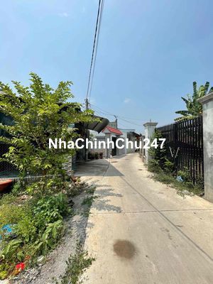 Bán đất, mua dầu cứu chủ khỏi chiến sự Iran