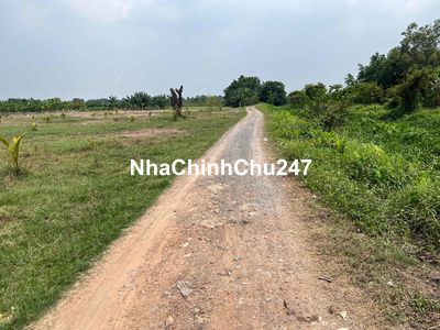 Chính chủ gửi lo đất mặt tiền sông (5000) m gia 5 tr/5 m lh ***