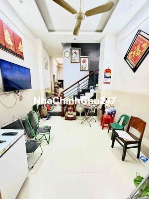 Nhà chính chủ, đang vay bank, Quận 1, 4 tầng, 4 phòng ngủ, nhỉnh 5t9