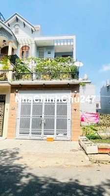 Chính chủ cần bán nhà trung tâm hành chính dĩ an