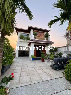 Cần Bán Gấp Nhà Đẹp Có Sân Vườn Chính Chủ 560m2 Có thương lượng