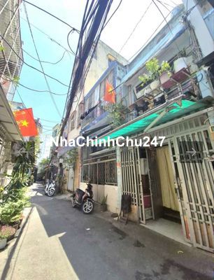 Chủ ngợp bank gấp bán căn nhà Lý Thường Kiệt Tân Bình hẻm xe hơi ib