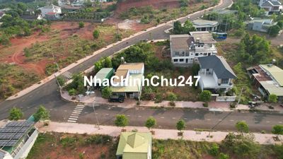 Đất nhà em chính chủ 2 mặt tiền, cần bán gấp