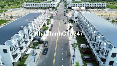 Chủ ngộp một căn 100m2 ***, nhà phố Thăng Long 2 Kcn Bàu Bàng
