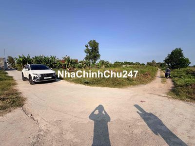 Chính chủ muốn bán mảnh đất góc 2 mặt tiền