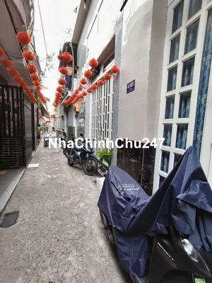 Nhà chính chủ xưa nay