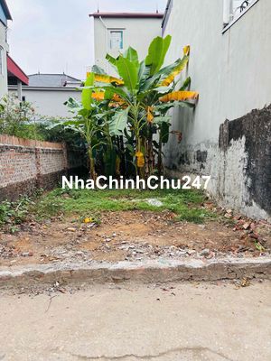 Chủ ngộp- Bán lô đất dân- vuông vắn- ô tô vào-4xtr/m.