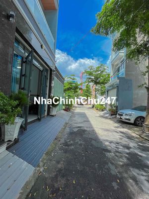 Nhà 9 chủ không qua môi giới oto tải vào được
