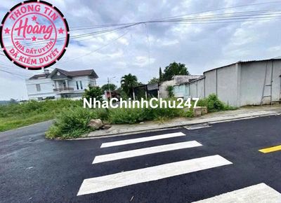 Lô góc 136m tại thị trấn góc ngang rộng đến 9,2m chủ để giá tốt 550tr