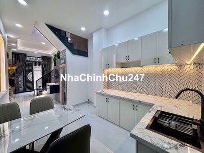 Chủ cần tiền bán gấp, 30m2 Nhỉnh 3 tỷ