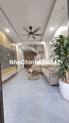 Chính chủ em bán ở phố Nam Dư Thanh Lân,Lĩnh Nam 38m - 5 Ngủ