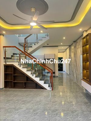 chính chủ cần bán gấp nhà một trệt một lầu hòa lợi diện tích lớn 