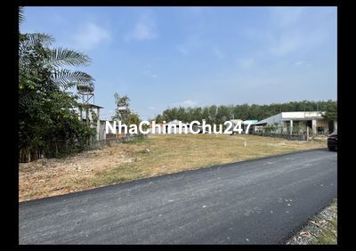 Chủ đi nước ngoài cần bán gấp 130m2 thổ cư full, 1ty4